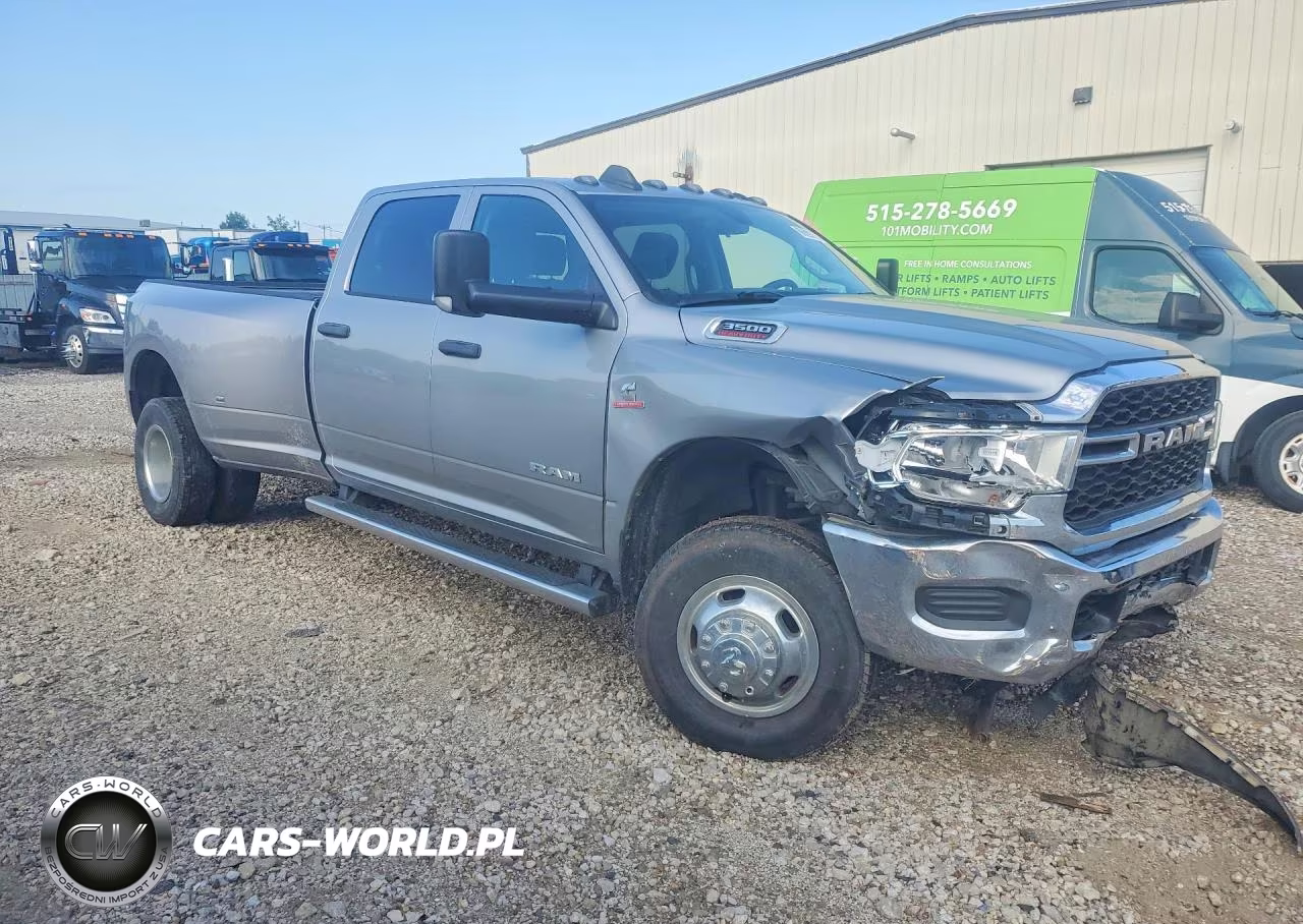 2020 Ram 3500 VIN:3C63RRGL8LG114004 - 4