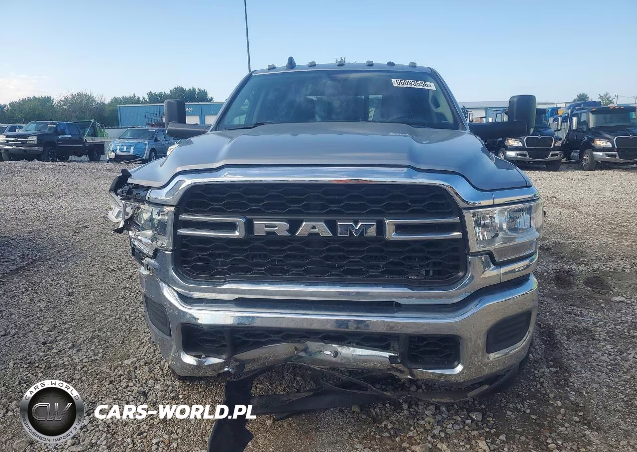 2020 Ram 3500 VIN:3C63RRGL8LG114004 - 5