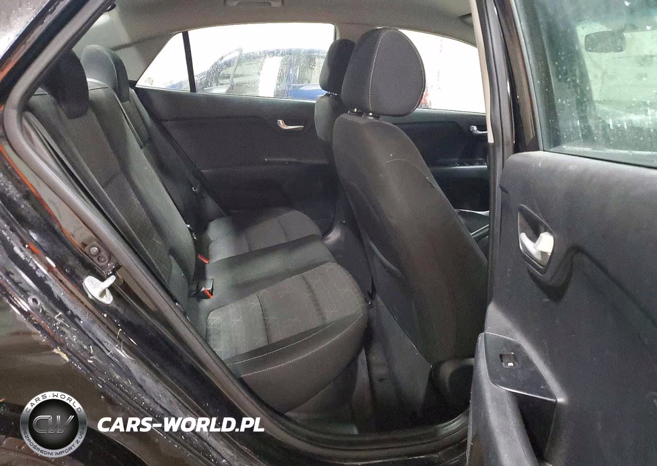 2019 Kia Rio S VIN:3KPA24AB8KE187889 - 10