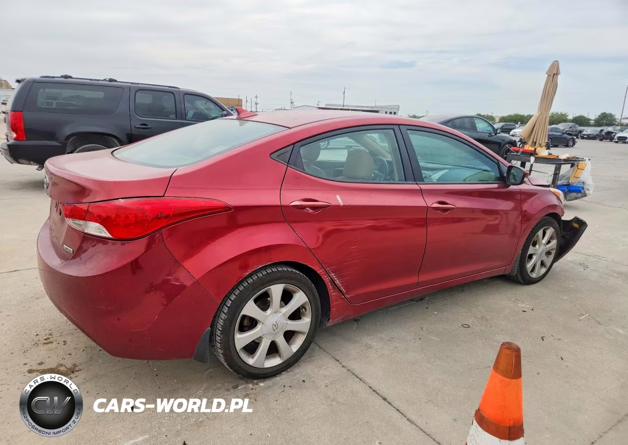 2013 Hyundai Elantra Limited VIN:5NPDH4AE6DH417028 - 3