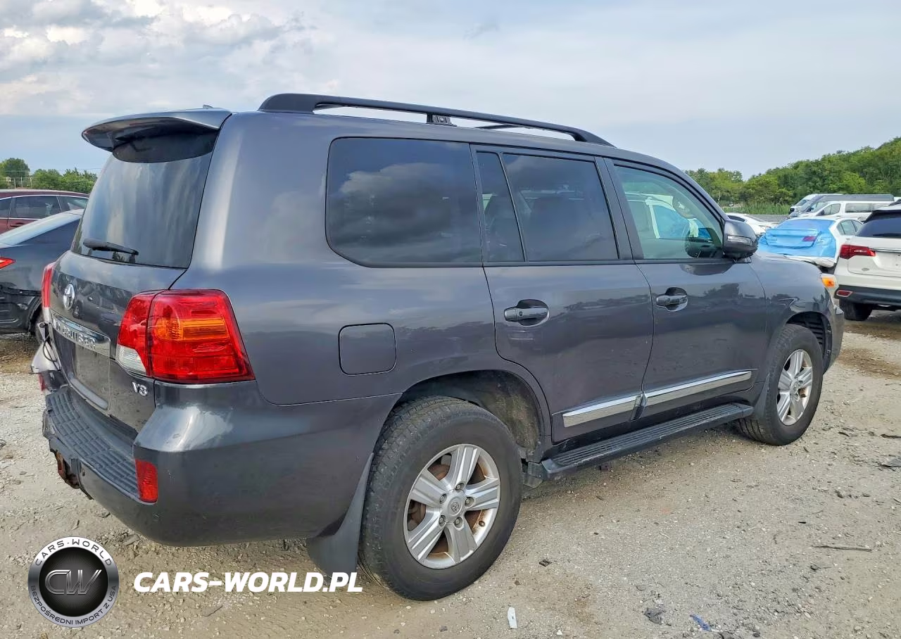 2015 Toyota Land Cruiser Base VIN:JTMHY7AJ8F4031462 - 3
