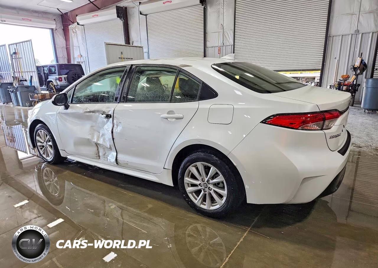 2024 Toyota Corolla Hybrid Le VIN:JTDBCMFEXR3065072 - 2