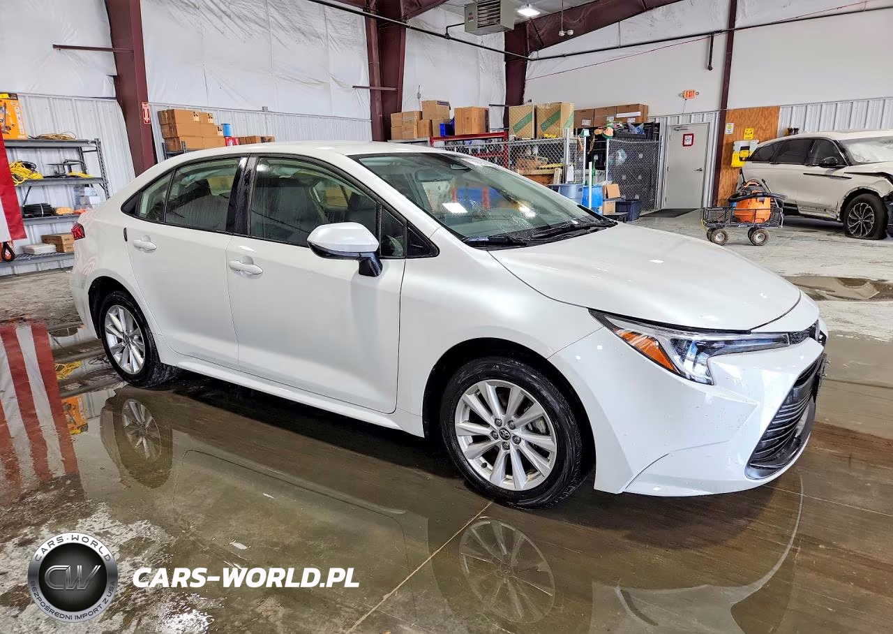 2024 Toyota Corolla Hybrid Le VIN:JTDBCMFEXR3065072 - 4