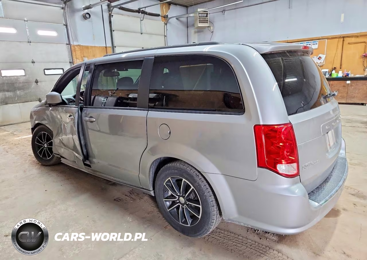 2018 Dodge Grand Caravan Gt VIN:2C4RDGEG9JR282415 - 2