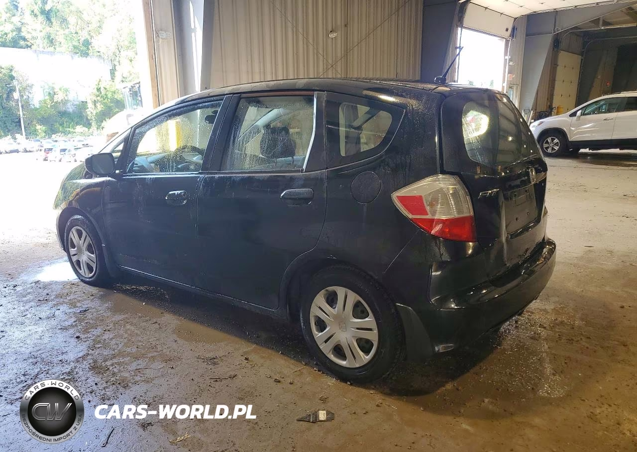 2010 Honda Fit VIN:JHMGE8H28AC011668 - 2