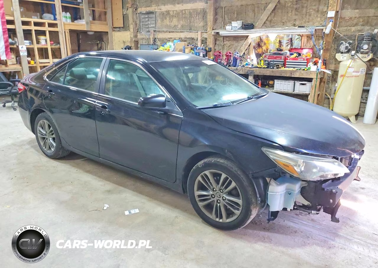 2015 Toyota Camry Se VIN:4T1BF1FK7FU031295 - 4