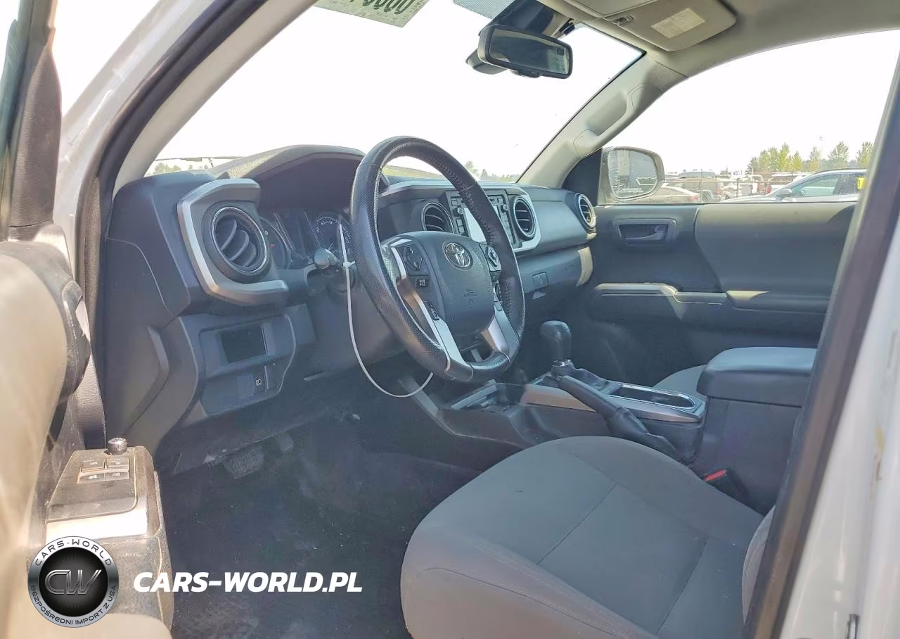 2018 Toyota Tacoma Sr5 V6 VIN:5TFRZ5CNXJX061320 - 8