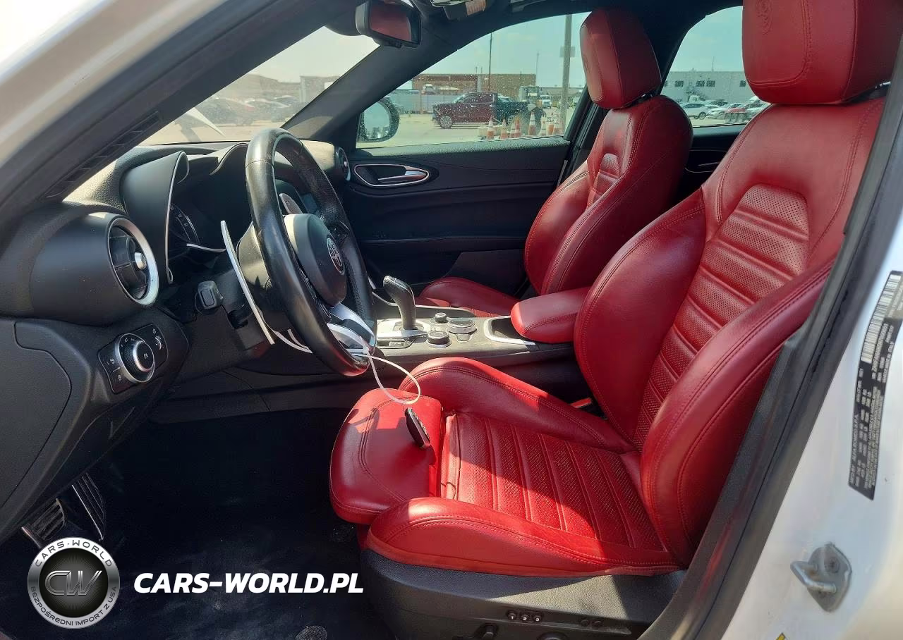 2022 Alfa Romeo Giulia VIN:ZARFANAN5N7656651 - 7