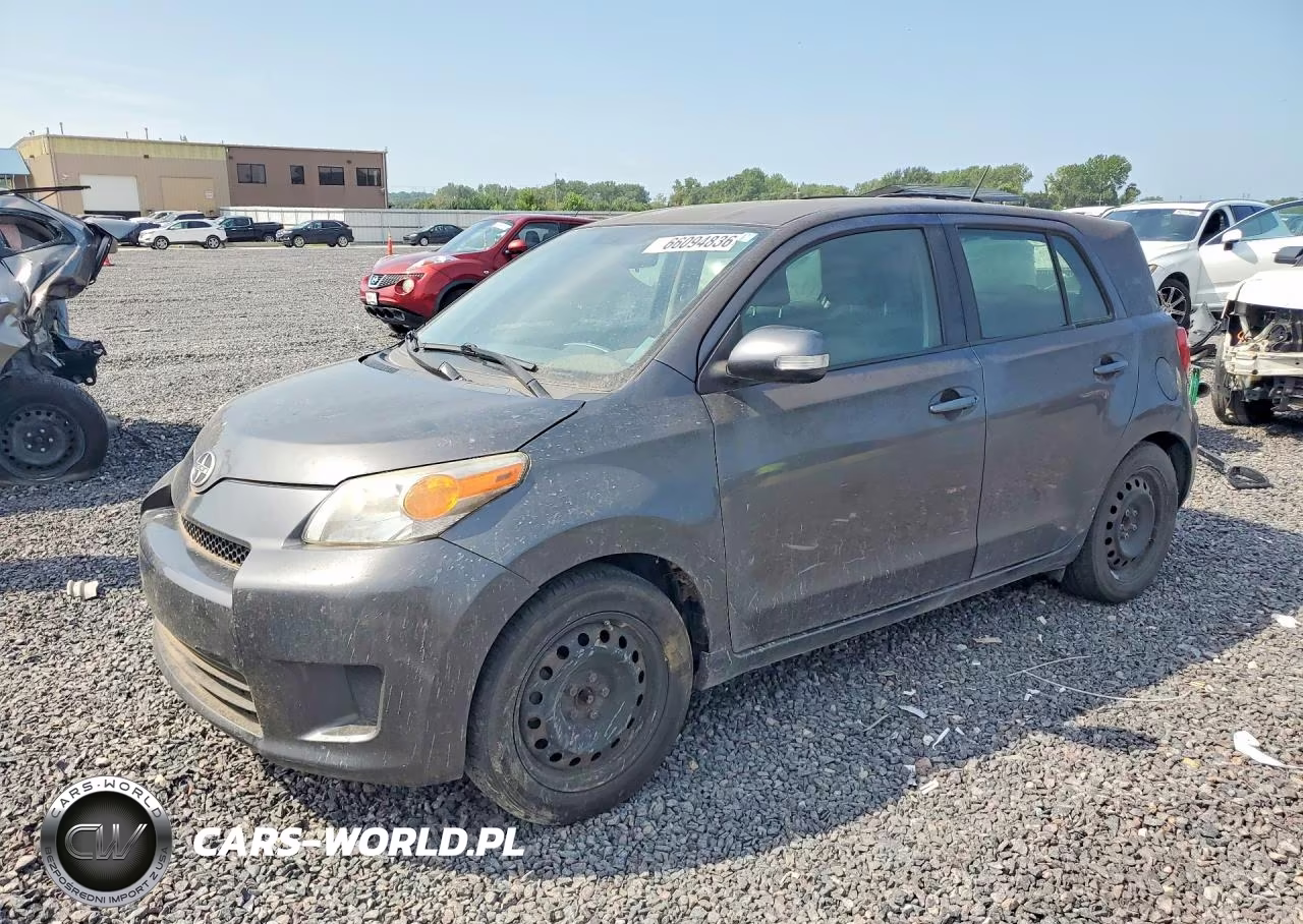 2011 Scion Xd Base – zdjęcie 1 z 12
