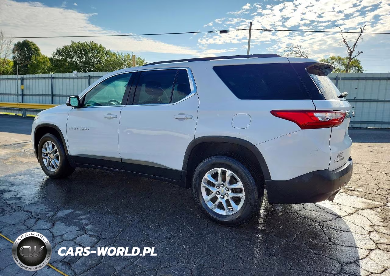 2021 Chevrolet Traverse Lt VIN:1GNERHKW4MJ214377 - 2