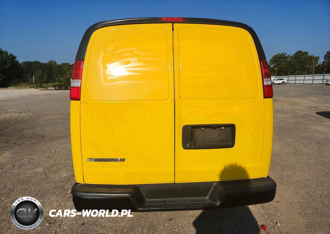 2020 Chevrolet Express G2500 VIN:1GCWGAFPXL1225783 - 6