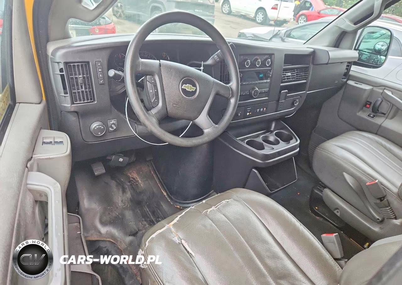 2020 Chevrolet Express G2500 VIN:1GCWGAFPXL1225783 - 8
