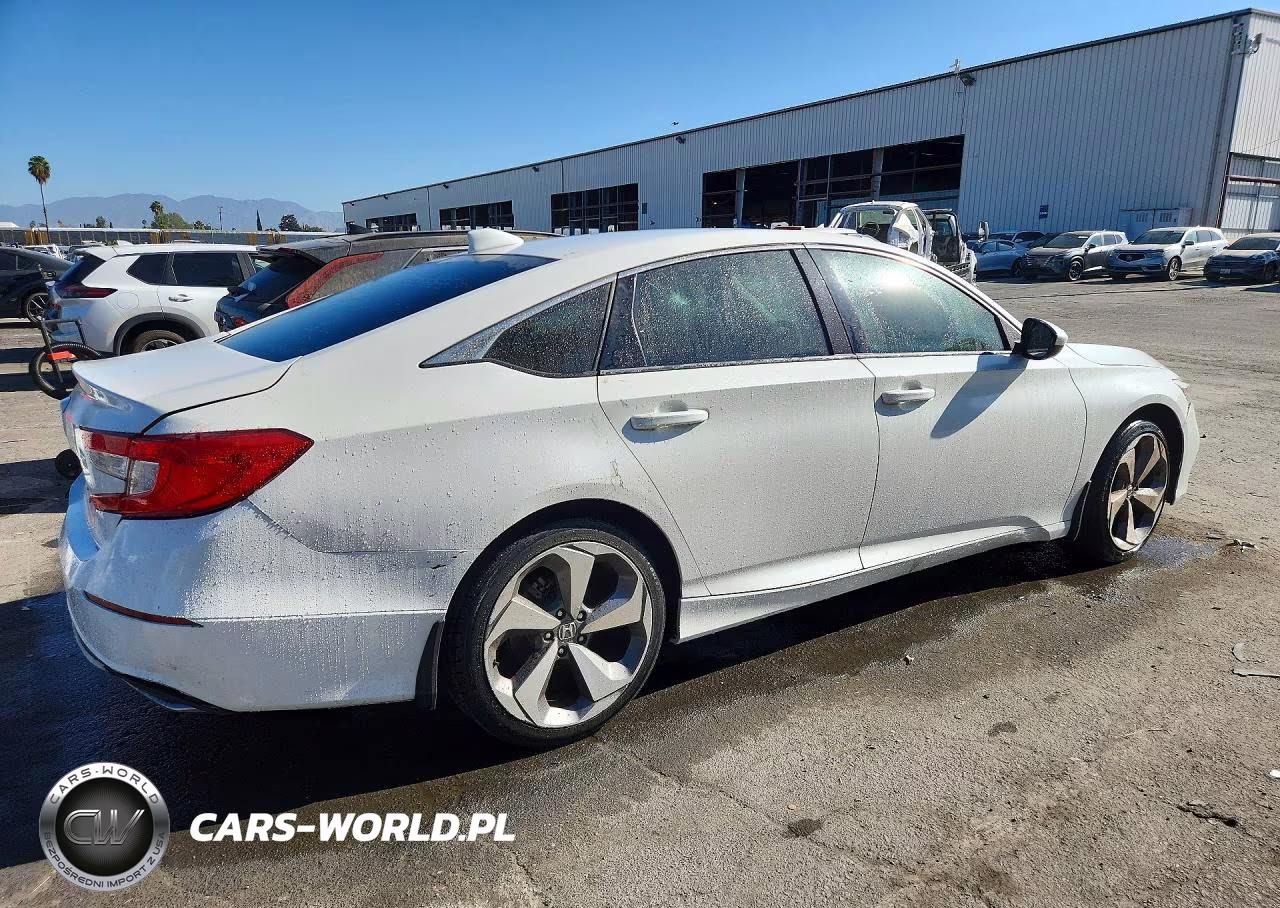 2018 Honda Accord Lx VIN:1HGCV1F1XJA082238 - 3