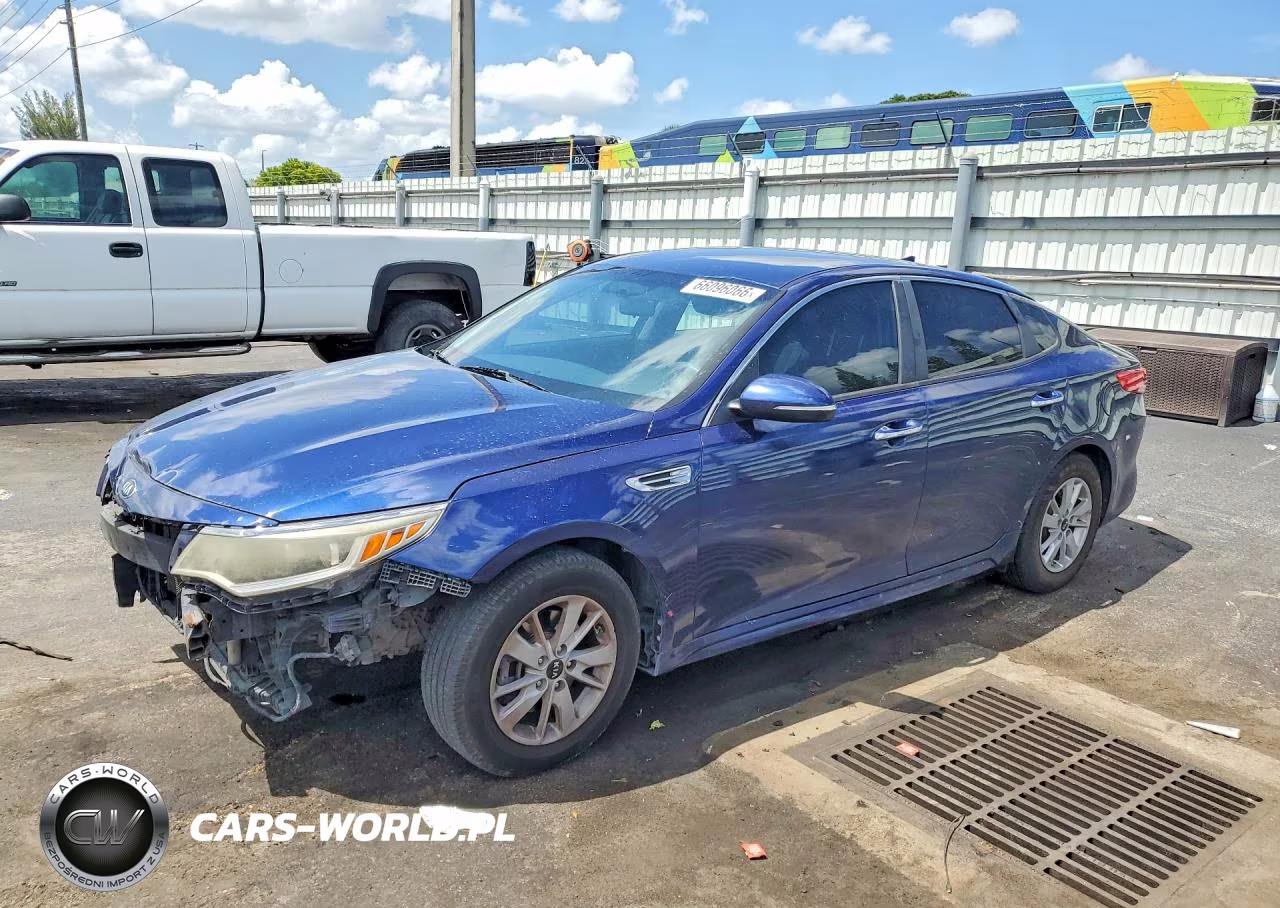 2018 Kia Optima Lx VIN:5XXGT4L35JG214422 - 1