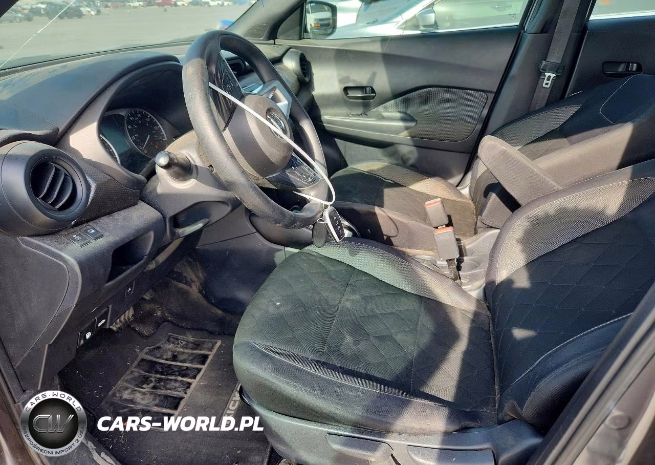 2019 Nissan Kicks S VIN:3N1CP5CUXKL535690 - 7