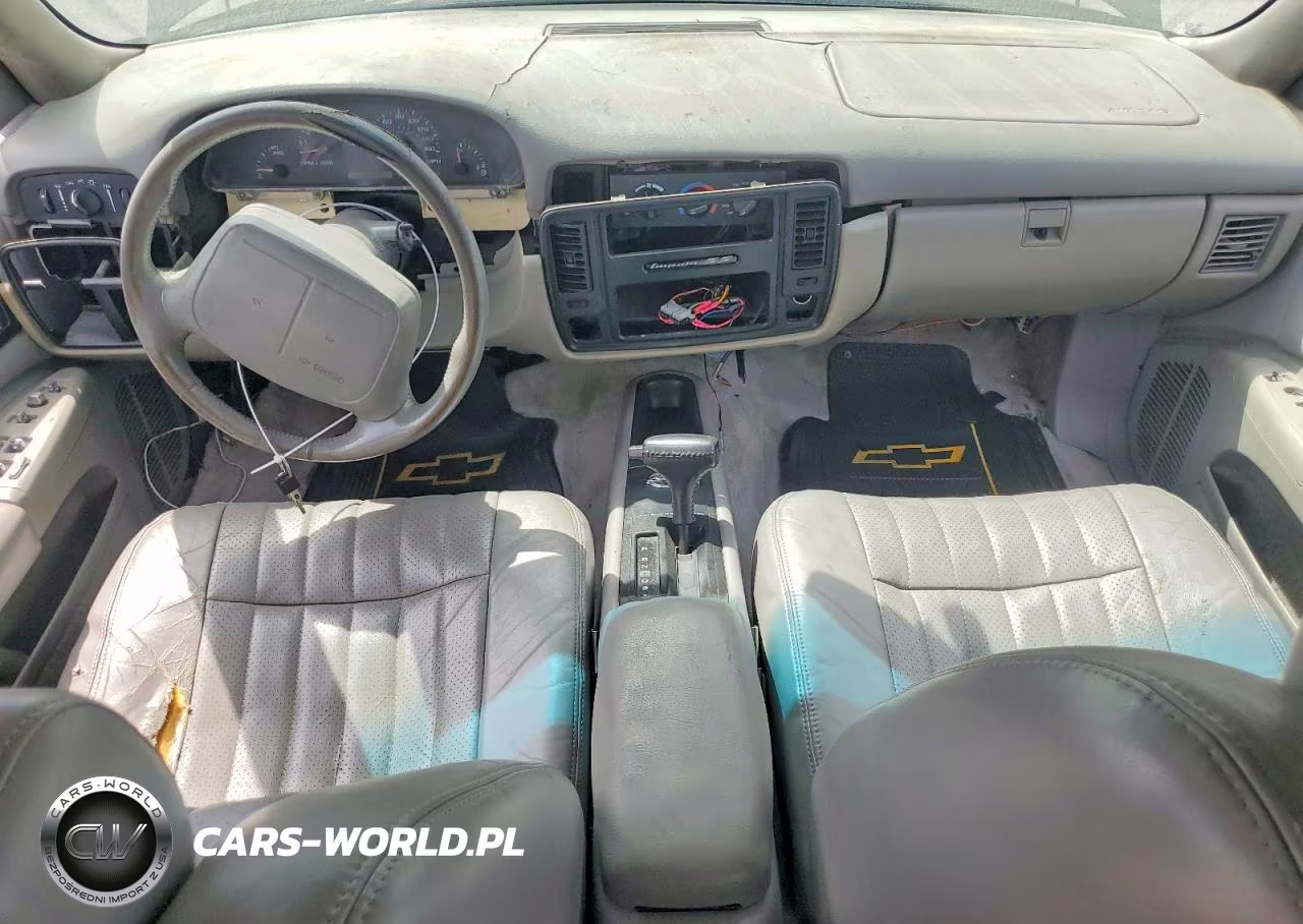 1996 Chevrolet Caprice - Impala Classic Ss VIN:1G1BL52P3TR174516 - 8