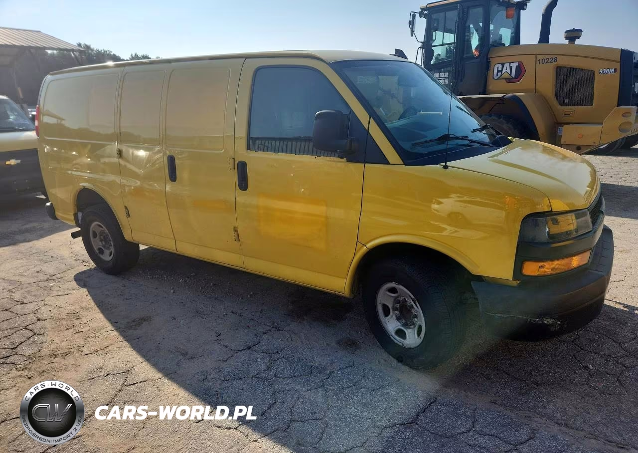 2020 Chevrolet Express G2500 VIN:1GCWGAFPXL1226884 - 4