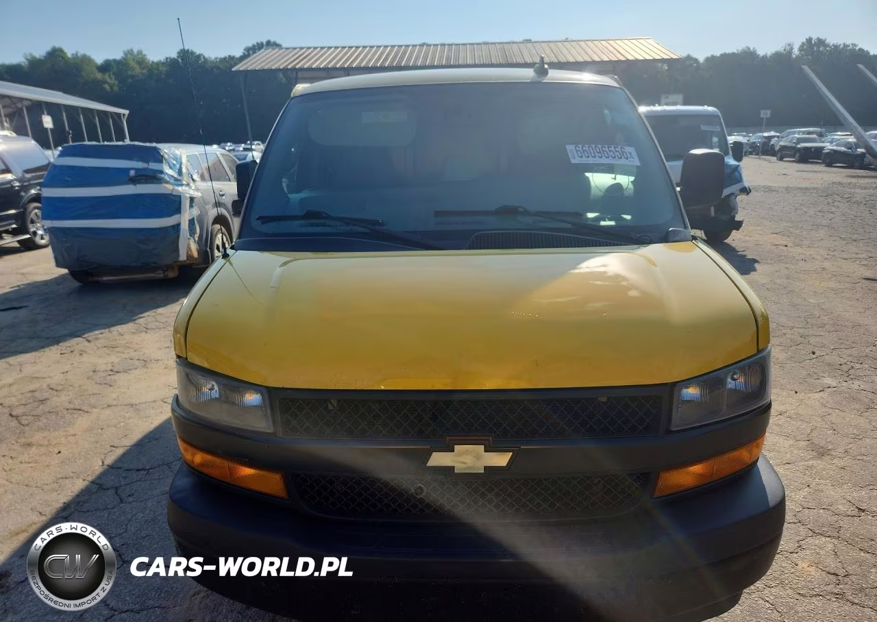 2020 Chevrolet Express G2500 VIN:1GCWGAFPXL1226884 - 5