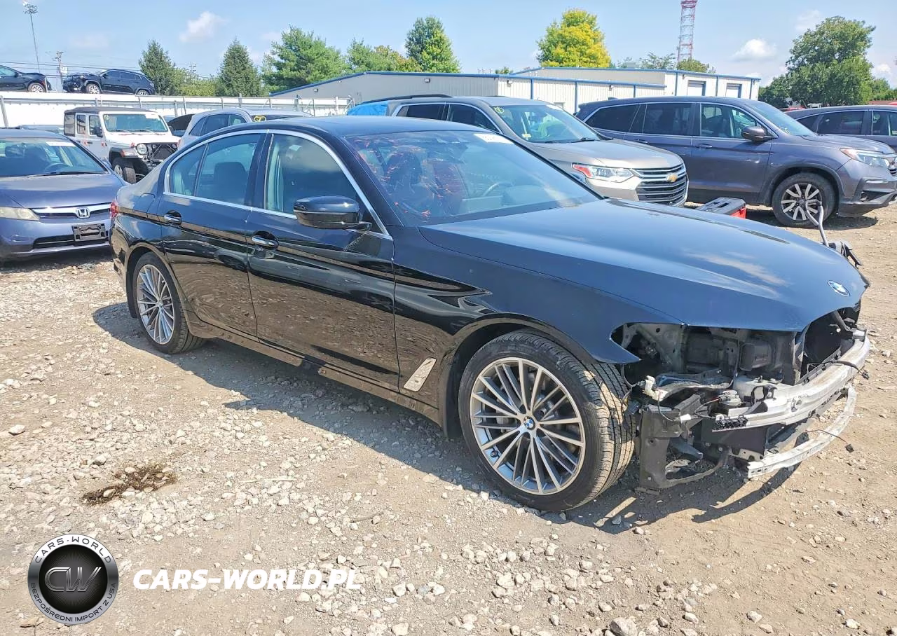 2018 BMW 530 Xi VIN:WBAJA7C5XJWC77092 - 4