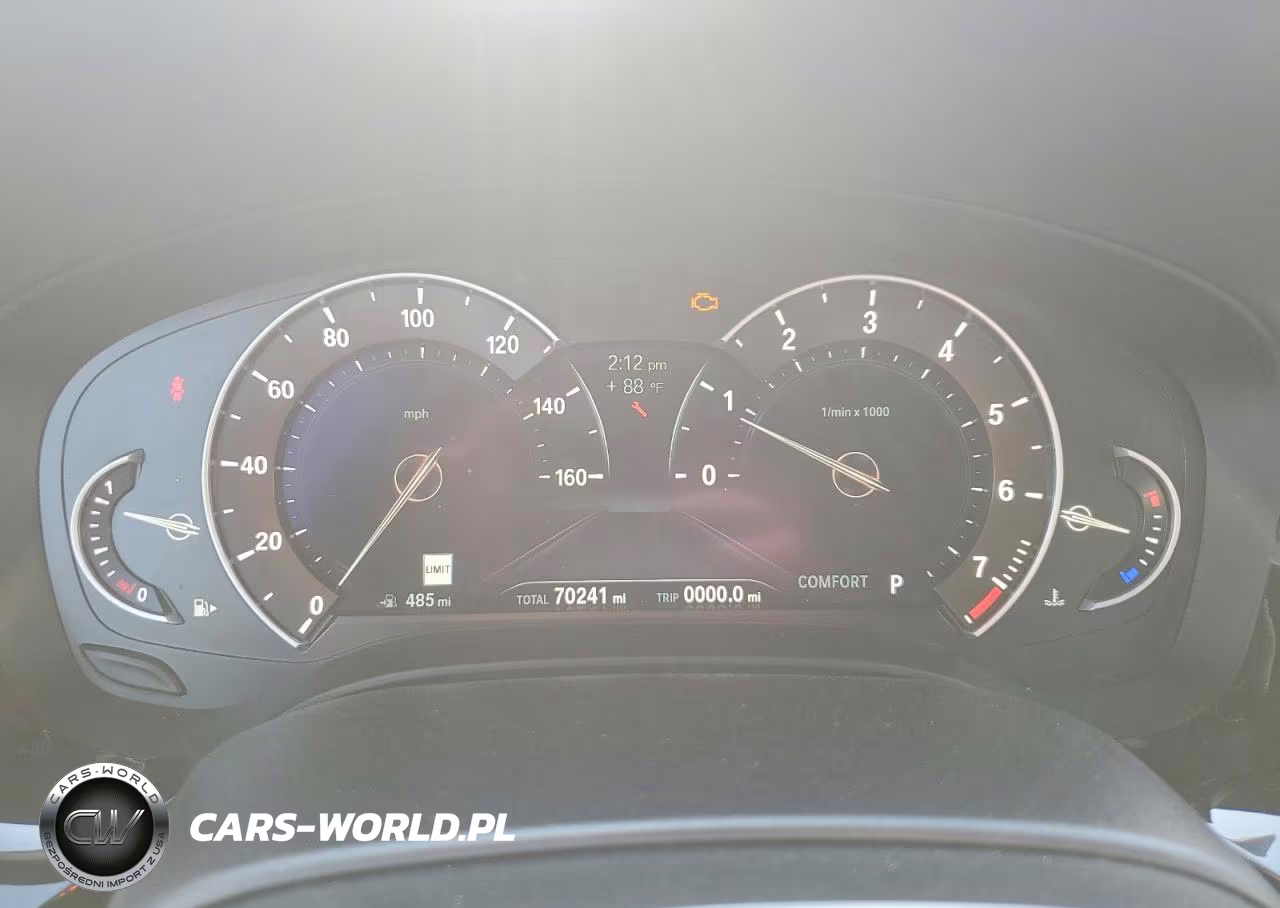 2018 BMW 530 Xi VIN:WBAJA7C5XJWC77092 - 9