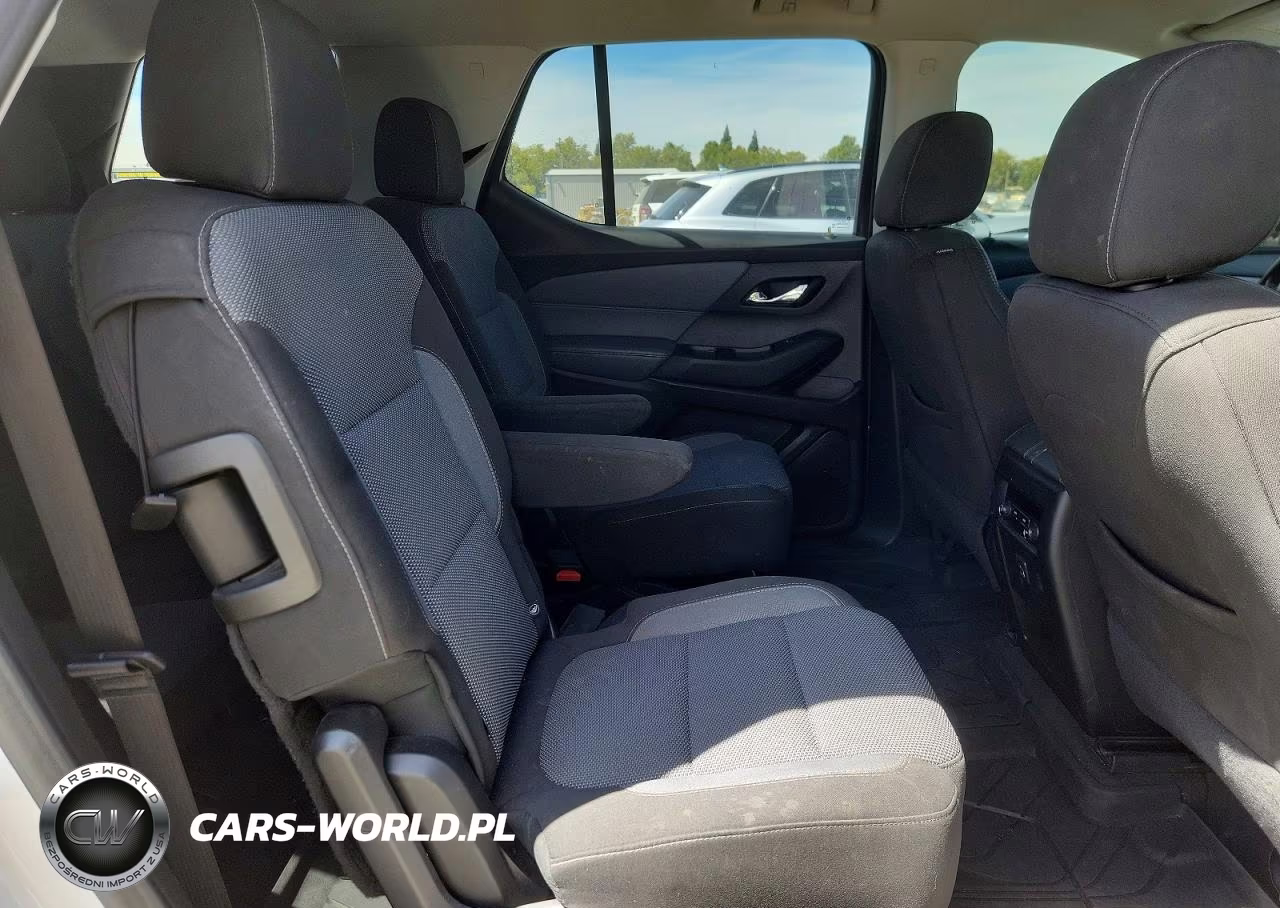 2019 Chevrolet Traverse Lt VIN:1GNERGKW5KJ231941 - 11