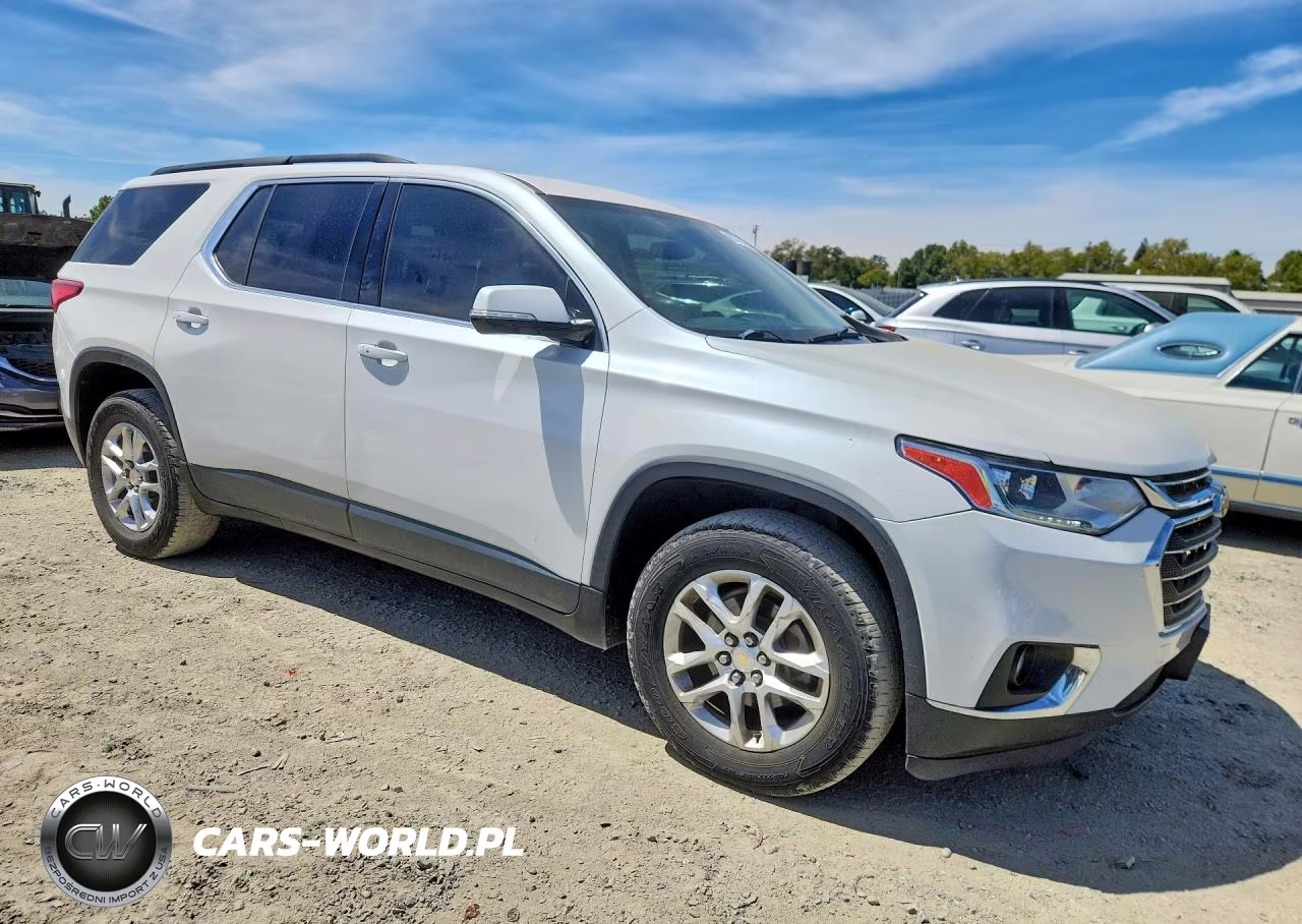 2019 Chevrolet Traverse Lt VIN:1GNERGKW5KJ231941 - 4