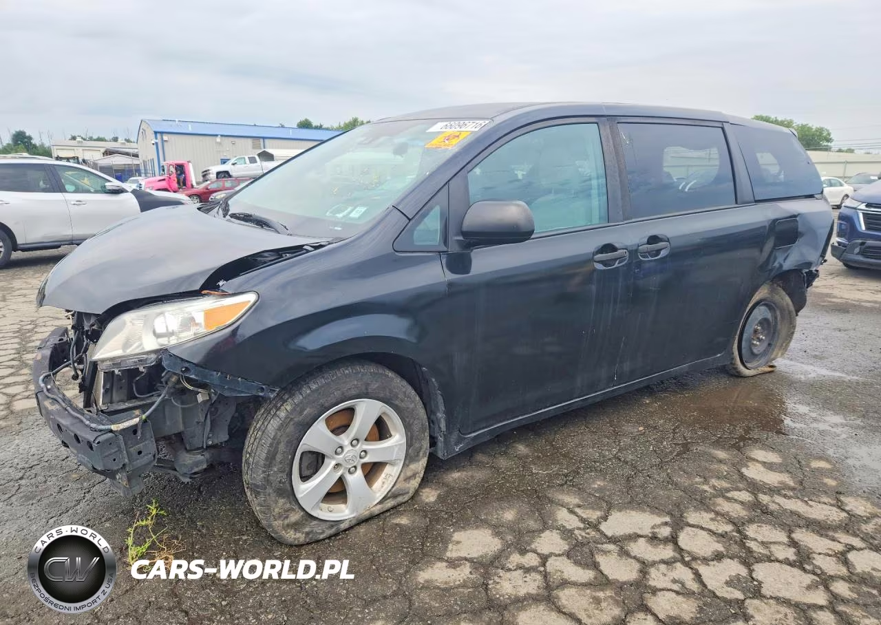 2020 Toyota Sienna L – zdjęcie 1 z 13