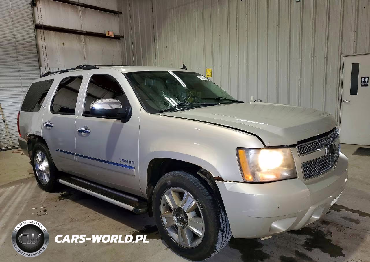 2010 Chevrolet Tahoe K1500 Ltz VIN:1GNUKCE02AR114897 - 4