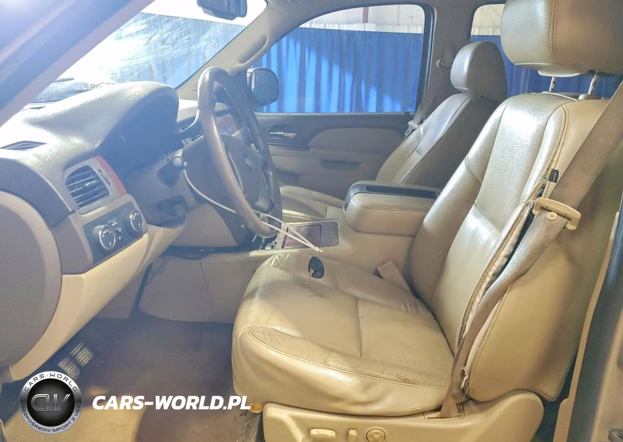 2010 Chevrolet Tahoe K1500 Ltz VIN:1GNUKCE02AR114897 - 7