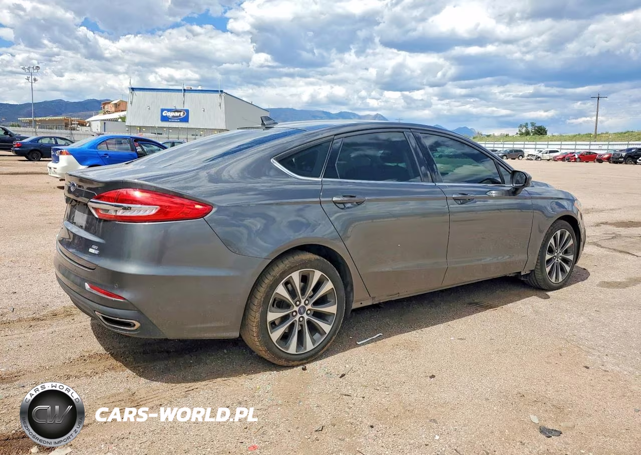 2019 Ford Fusion Se VIN:3FA6P0T9XKR237376 - 3