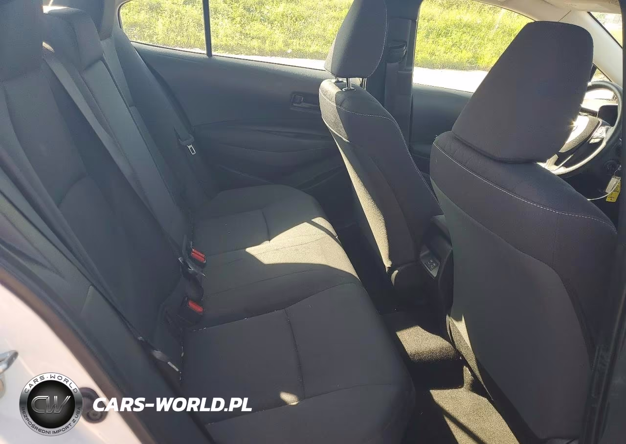 2026 Toyota Corolla Hybrid Le VIN:JTDBCMFE8T3123039 - 10
