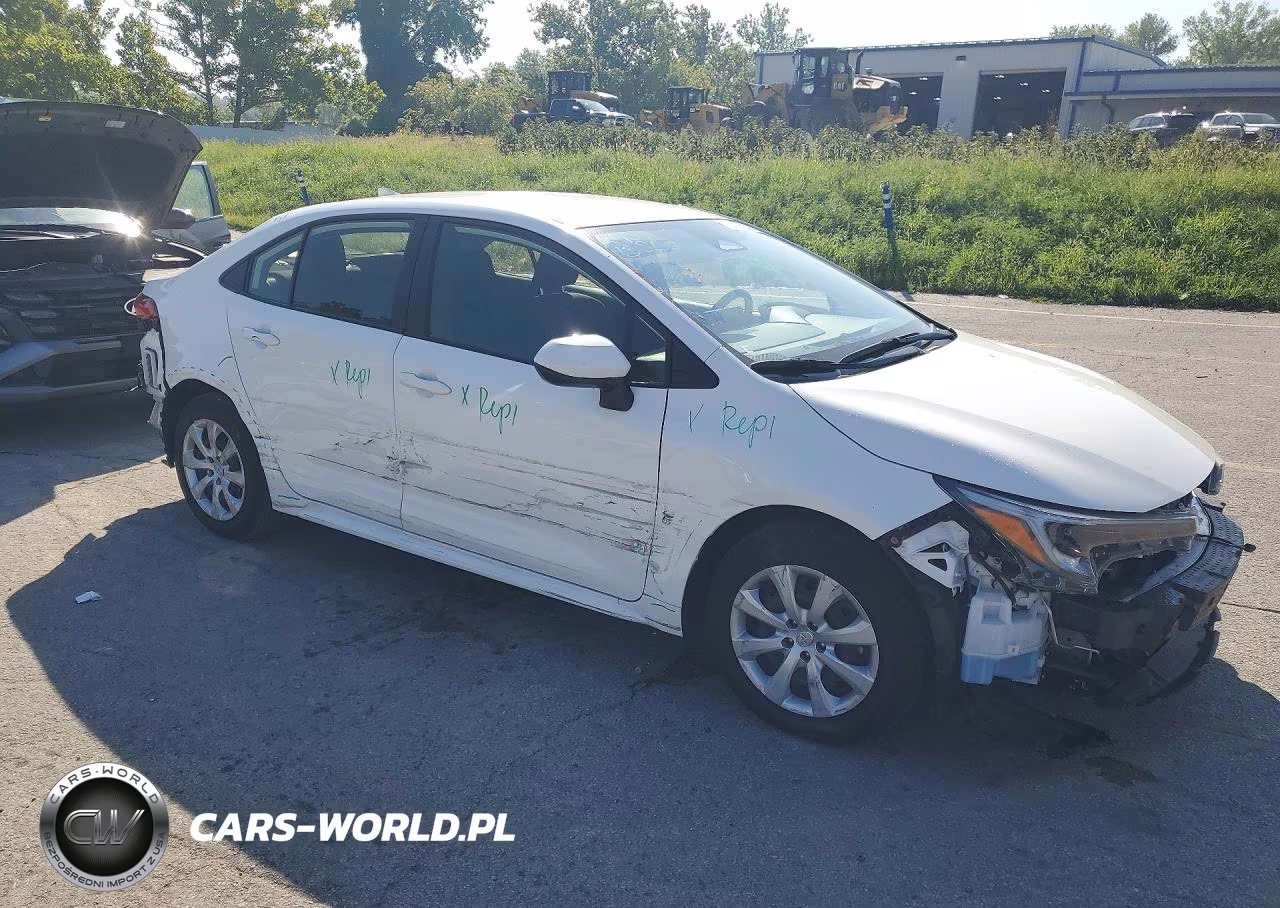 2026 Toyota Corolla Hybrid Le VIN:JTDBCMFE8T3123039 - 4