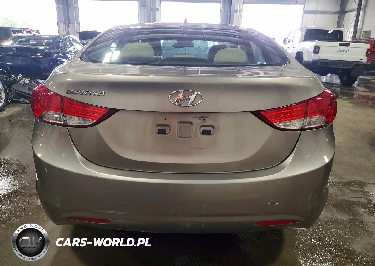 2013 Hyundai Elantra Gls VIN:5NPDH4AE7DH295747 - 6