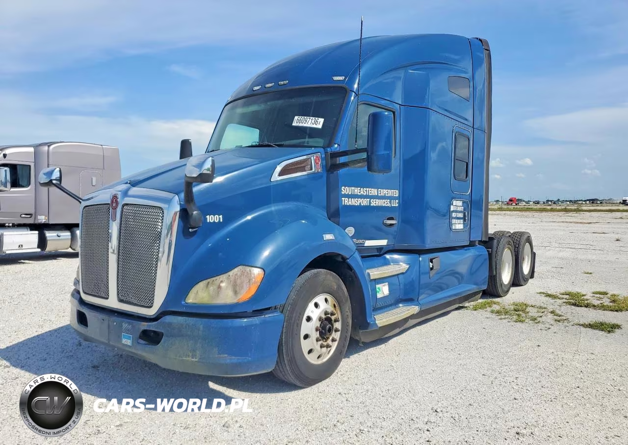 2017 Kenworth Construction T680