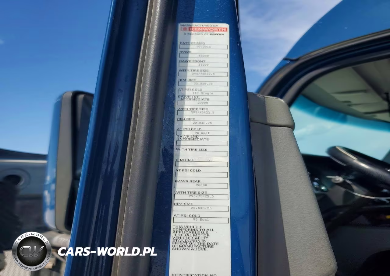 2017 Kenworth Construction T680 VIN:1XKYDP9X1HJ161449 - 12