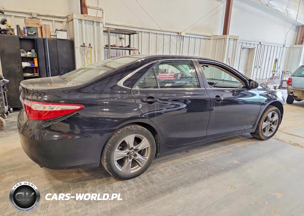 2017 Toyota Camry Hybrid Le VIN:4T1BD1FK8HU205481 - 3