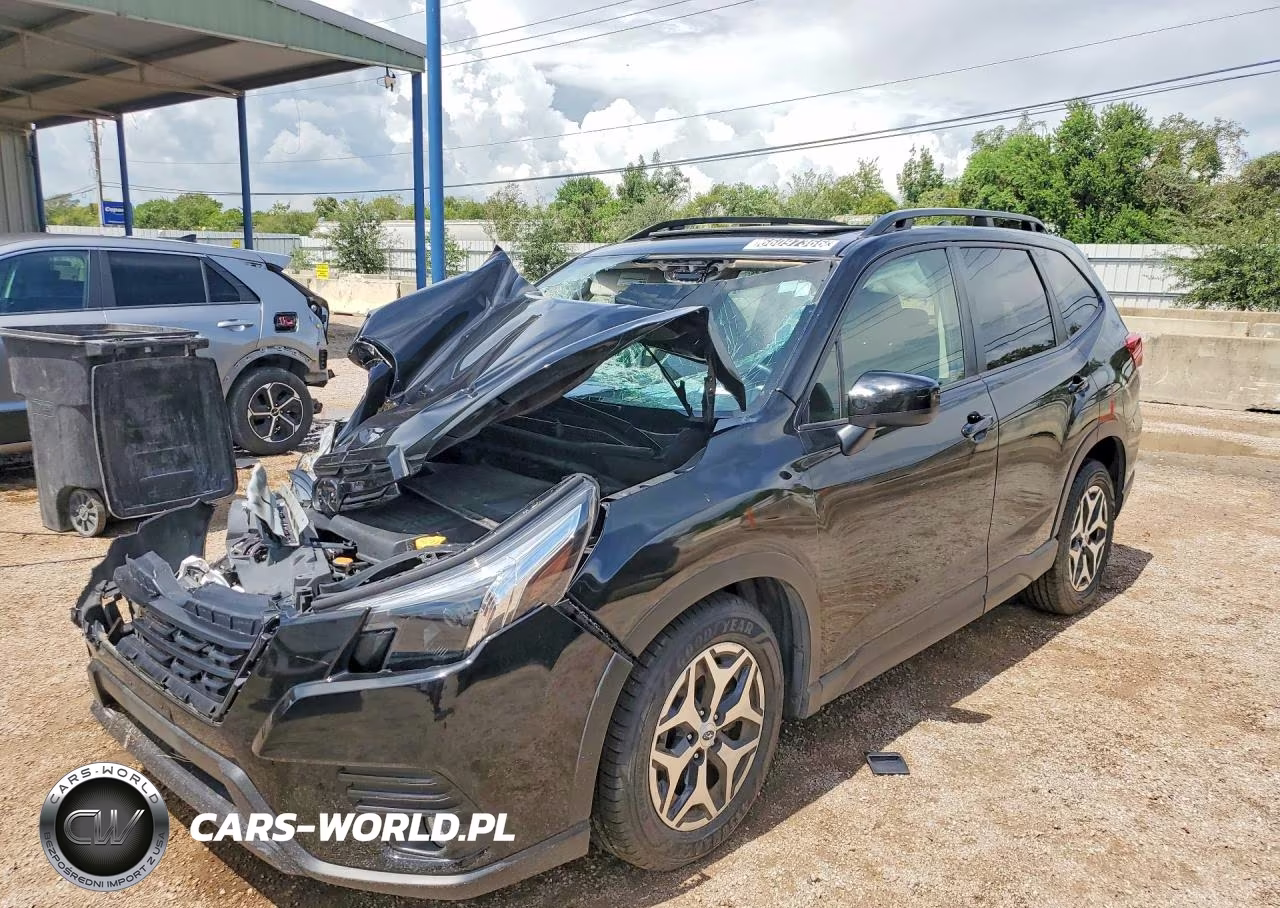 2024 Subaru Forester Premium