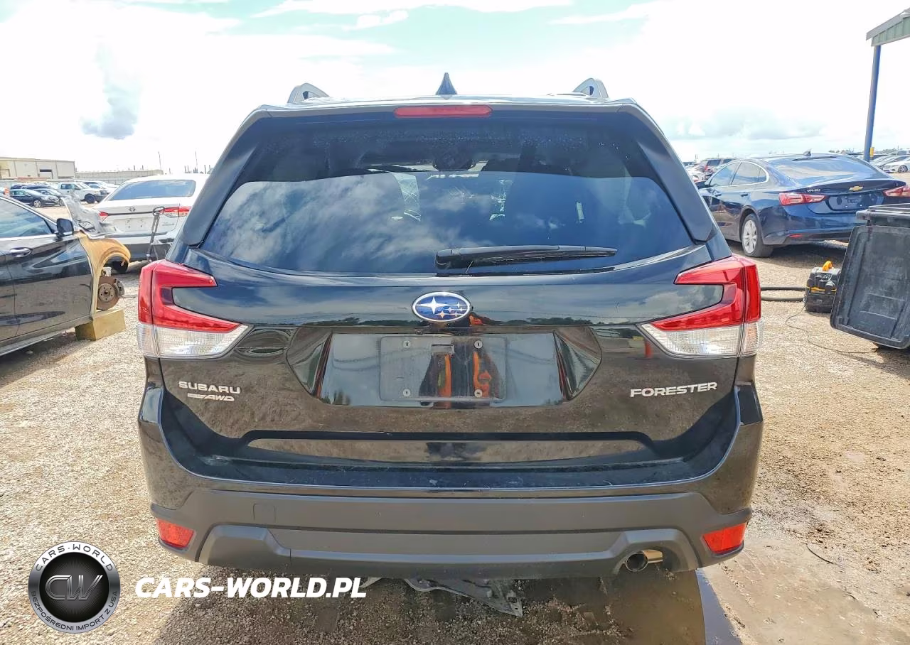 2024 Subaru Forester Premium VIN:JF2SKACC7RH434155 - 6