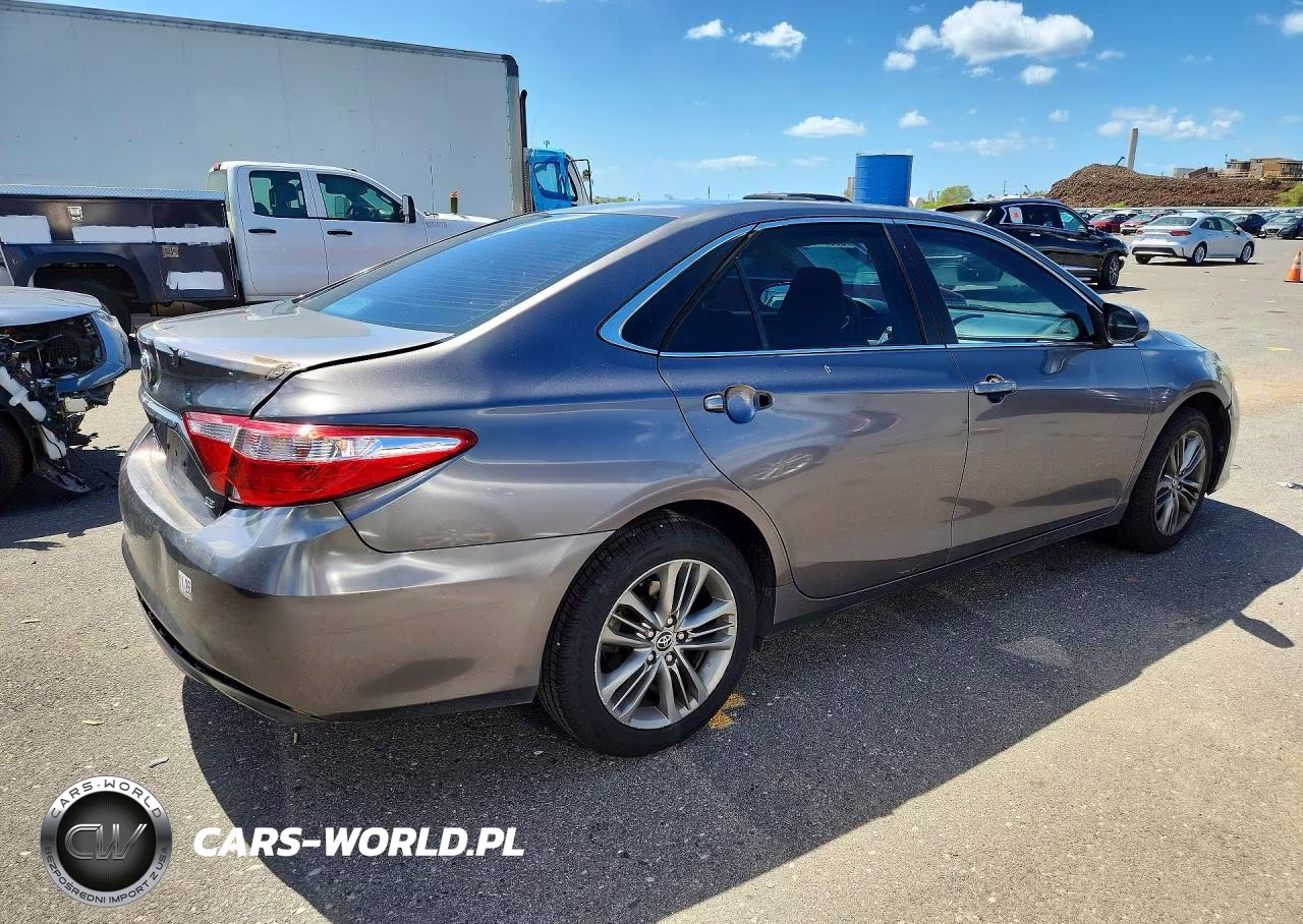 2015 Toyota Camry Le VIN:4T1BF1FK9FU897158 - 3