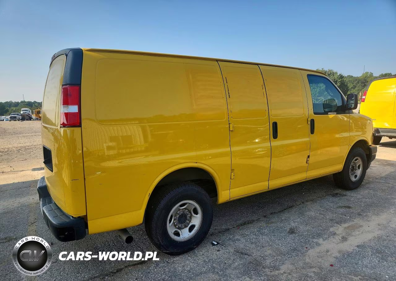2020 Chevrolet Express G2500 VIN:1GCWGAFP4L1227013 - 3