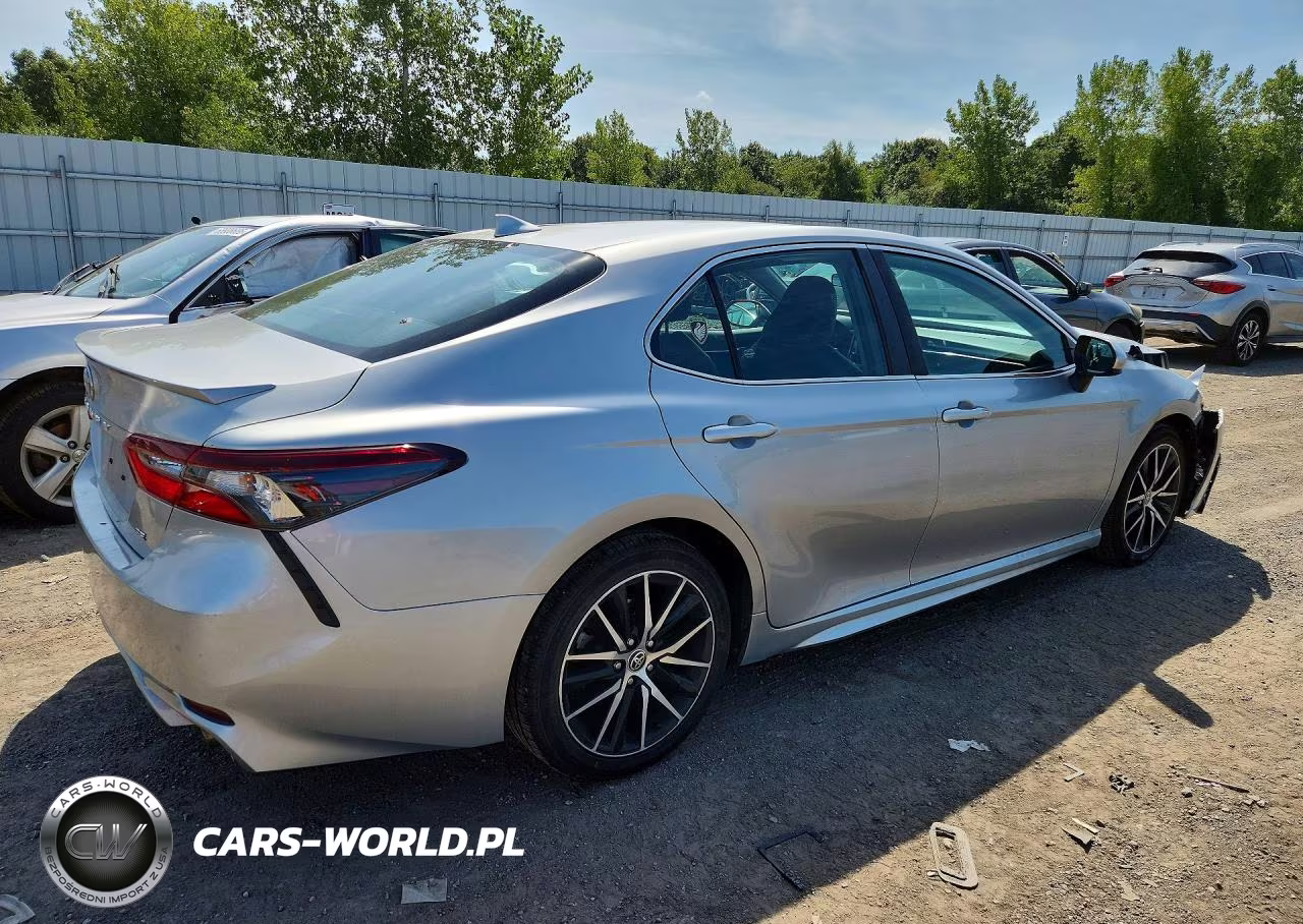 2021 Toyota Camry Se VIN:4T1G11AK4MU524330 - 3