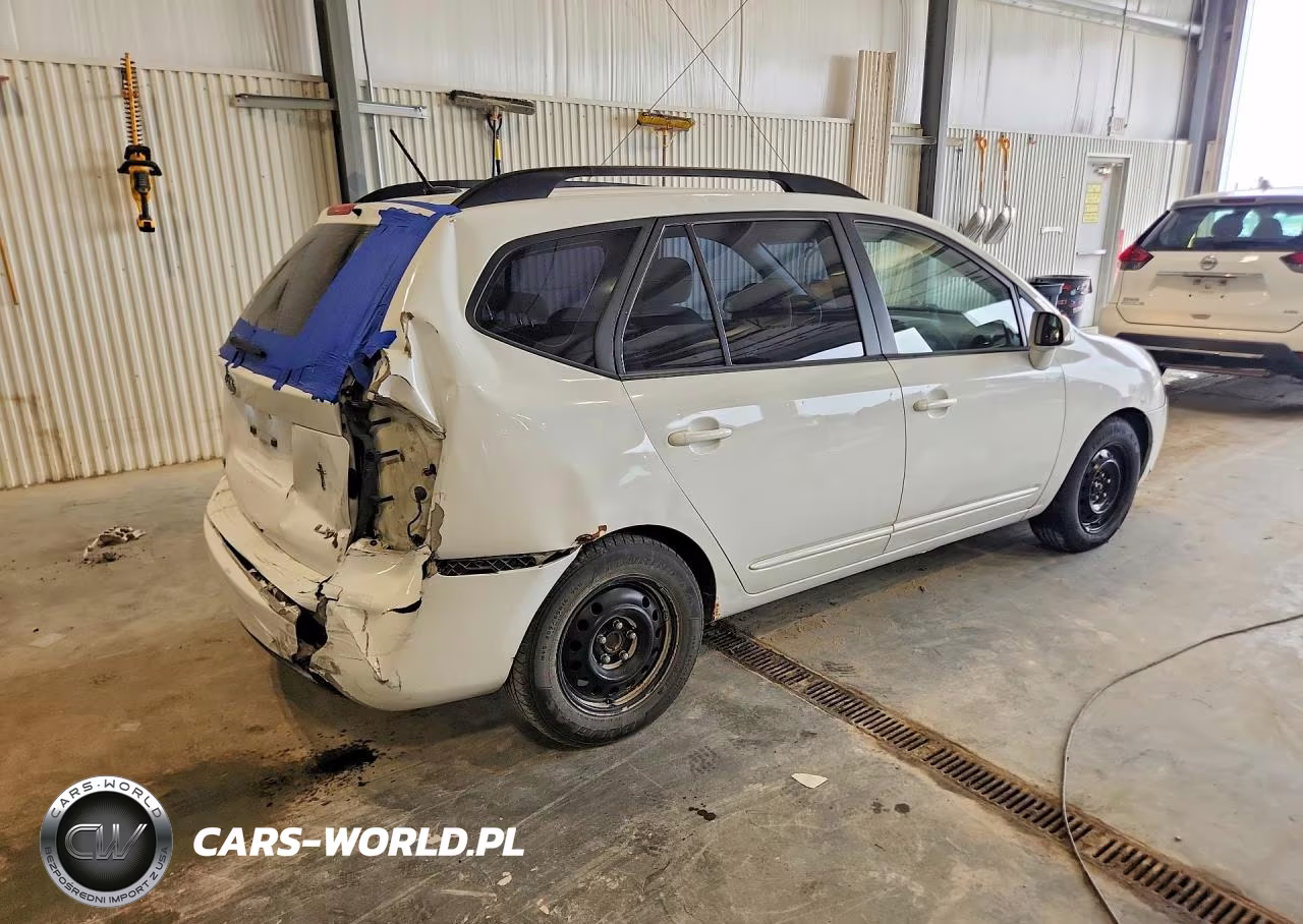 2009 Kia Rondo Base VIN:KNAFG528697256179 - 3