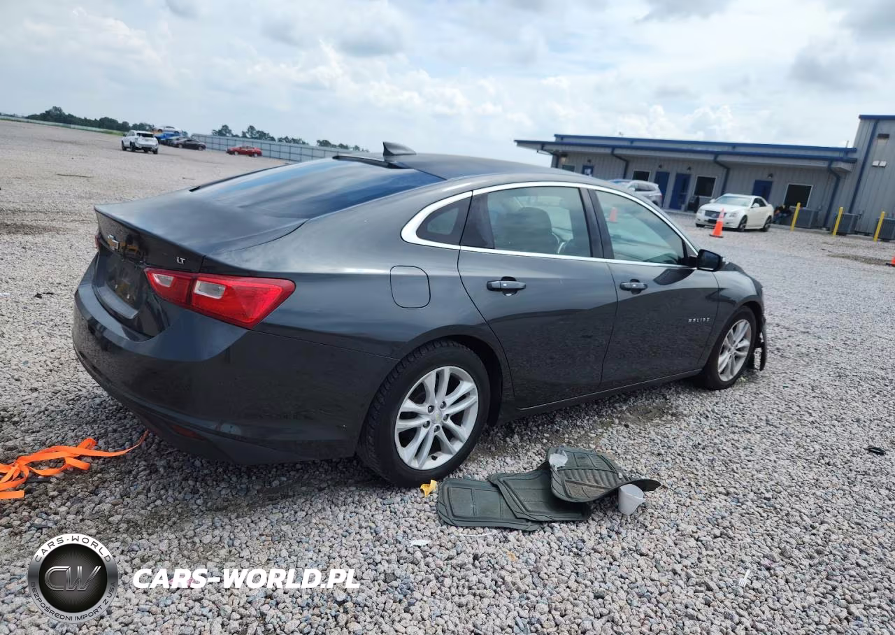 2017 Chevrolet Malibu Lt VIN:1G1ZE5ST5HF166755 - 3