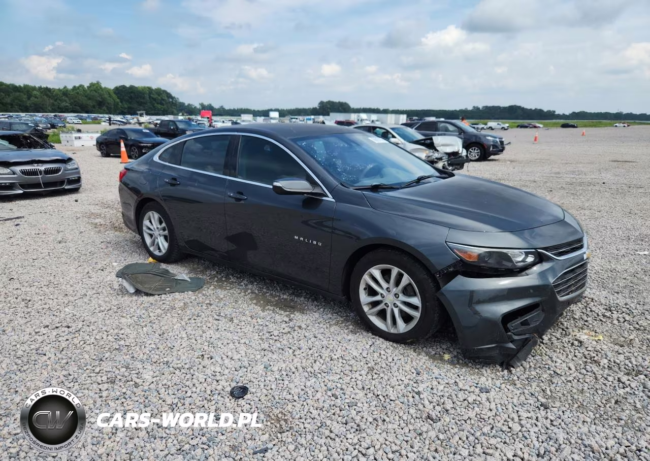2017 Chevrolet Malibu Lt VIN:1G1ZE5ST5HF166755 - 4