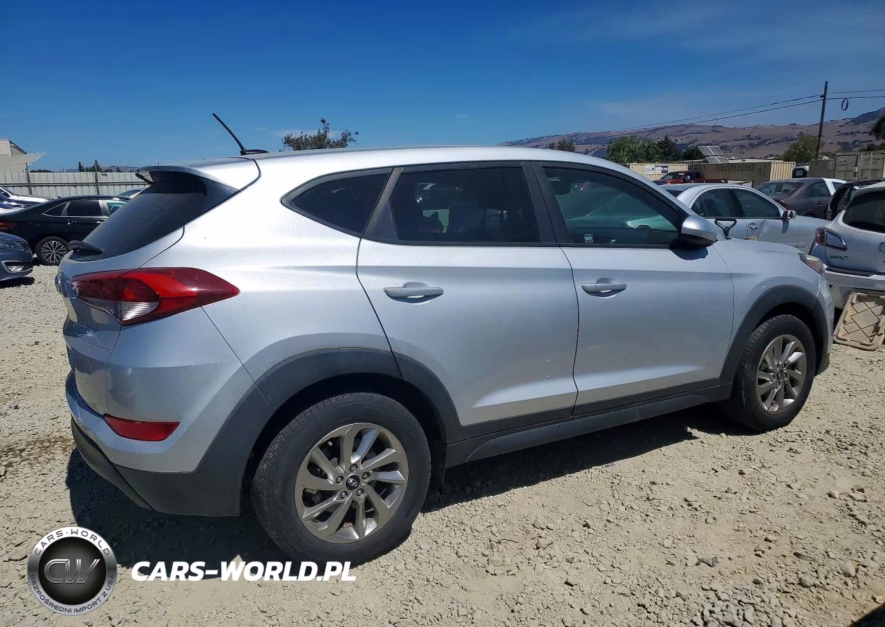 2017 Hyundai Tucson Se VIN:KM8J23A49HU462655 - 3