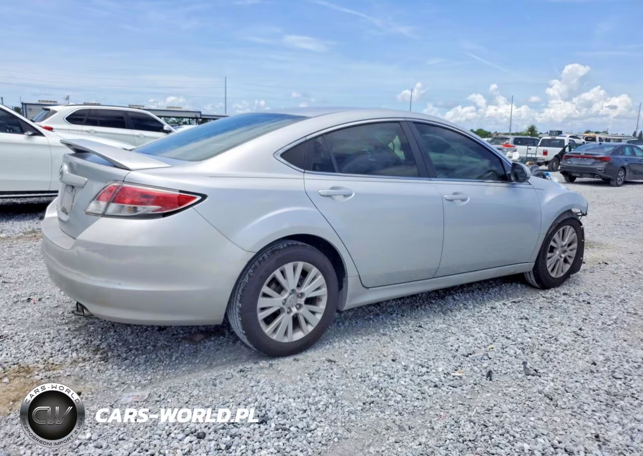 2010 Mazda 6 I VIN:1YVHZ8CH4A5M19833 - 3