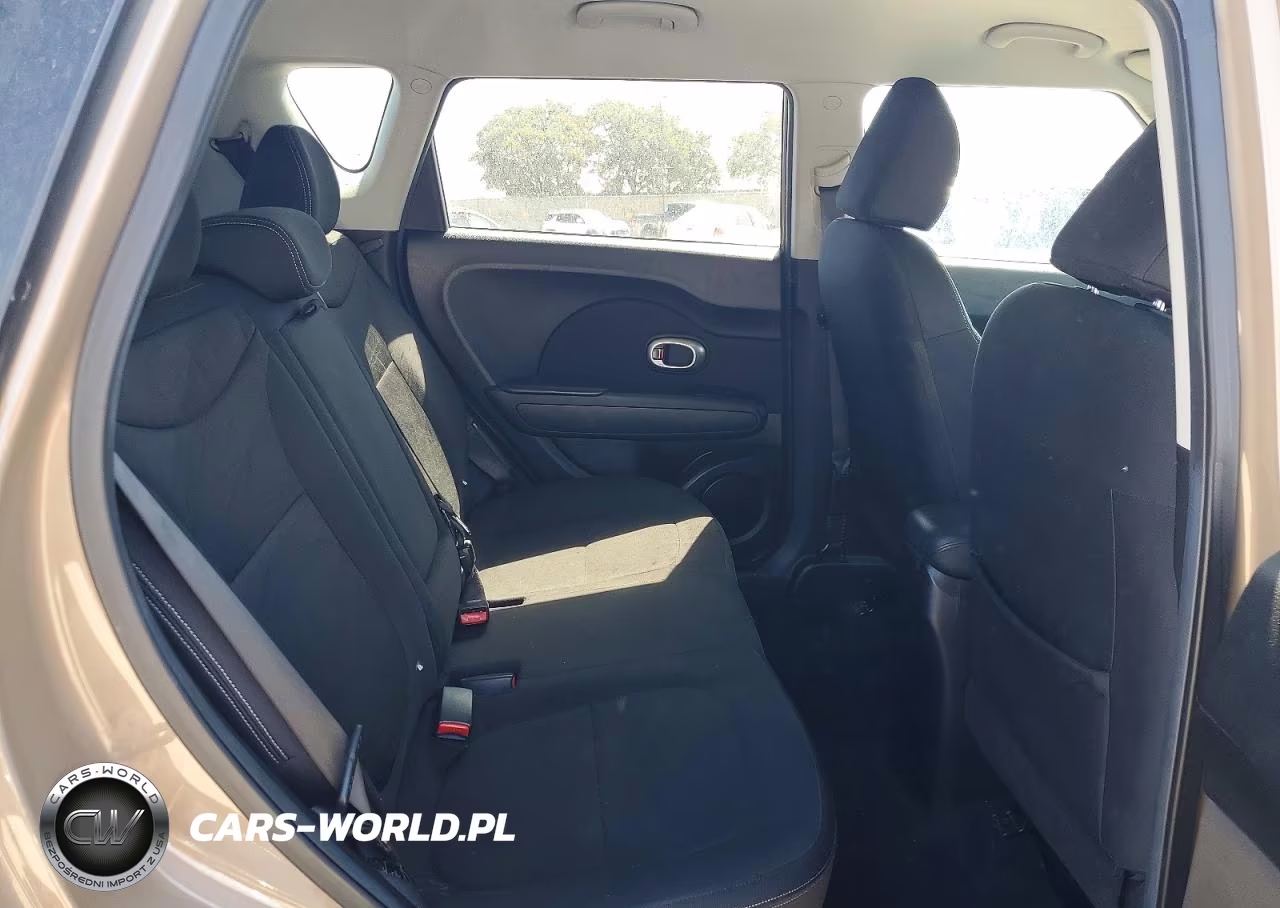 2014 Kia Soul Base VIN:KNDJN2A24E7053641 - 11