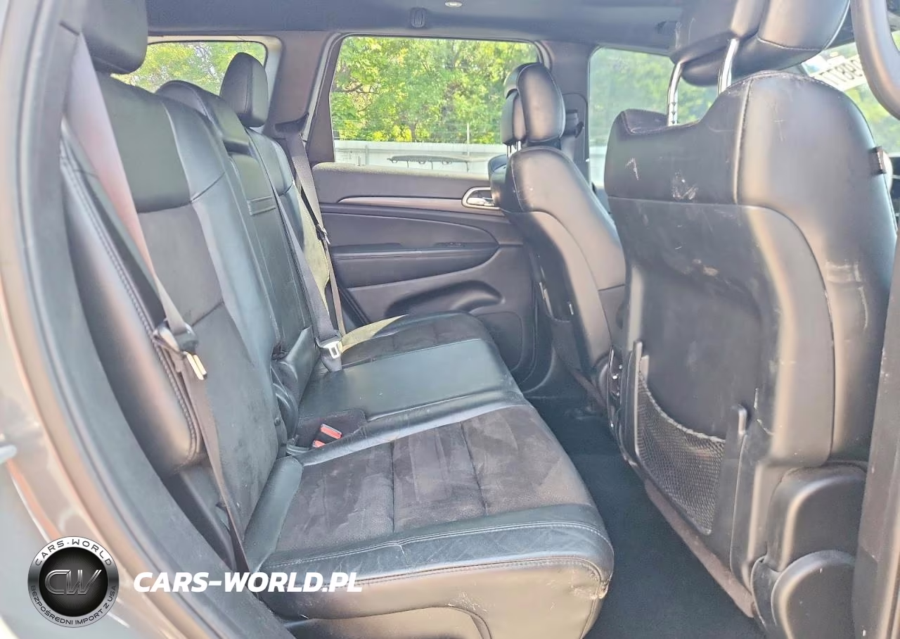 2020 Jeep Grand Cherokee Laredo VIN:1C4RJFAG8LC396782 - 11