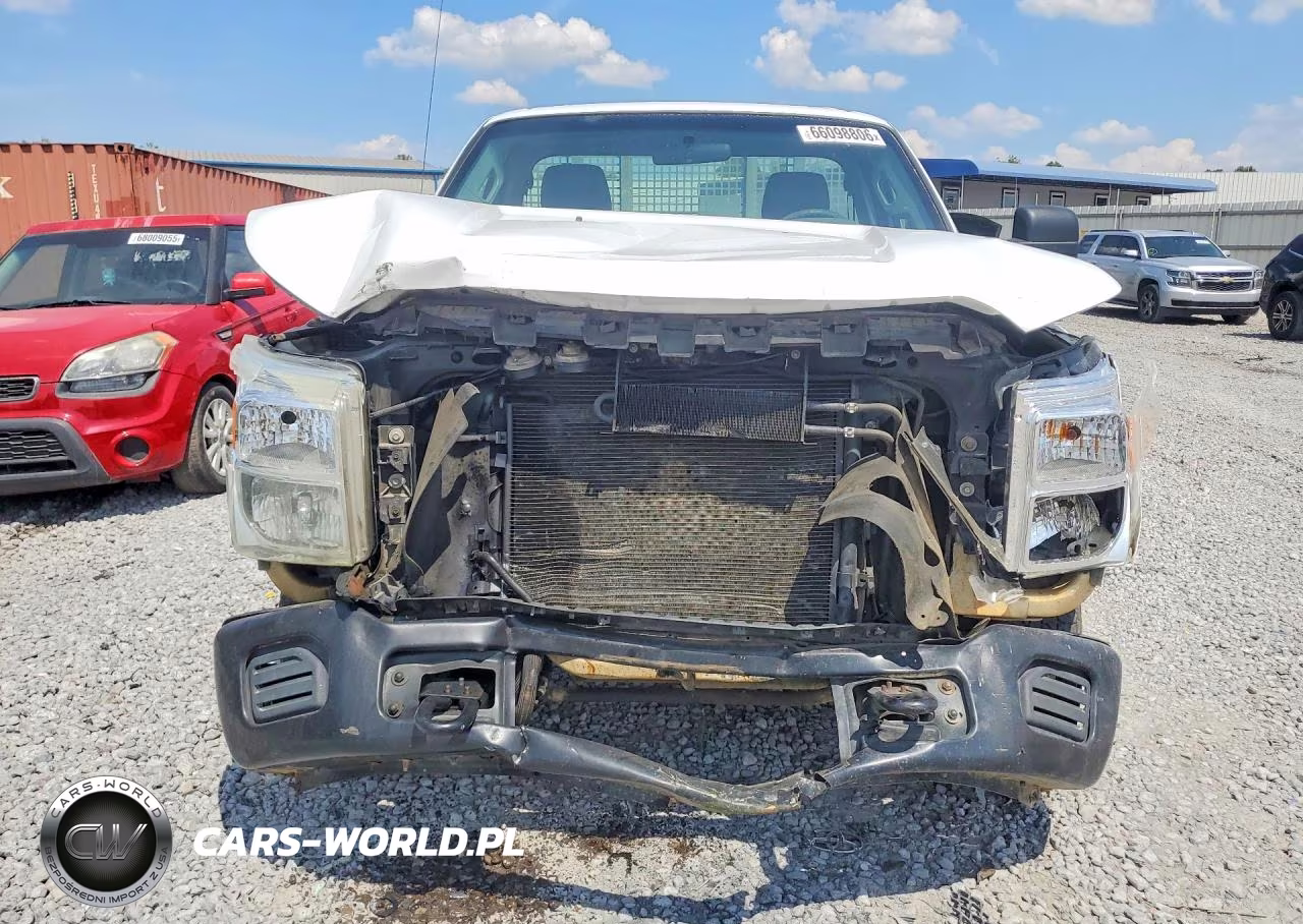 2012 Ford F250 Super Duty VIN:1FDBF2A66CEB10317 - 5