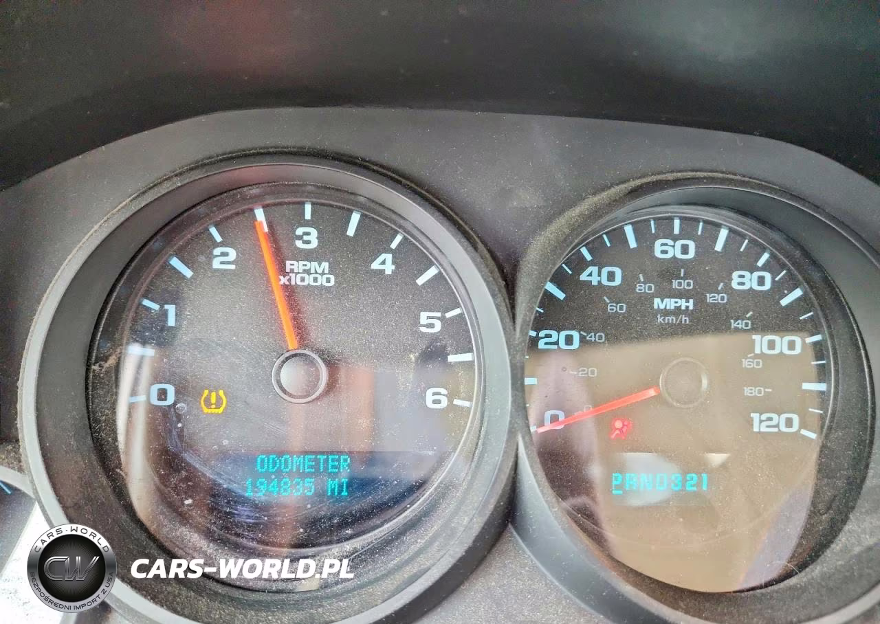 2008 GMC Sierra C1500 VIN:1GTEC14X68Z106194 - 9